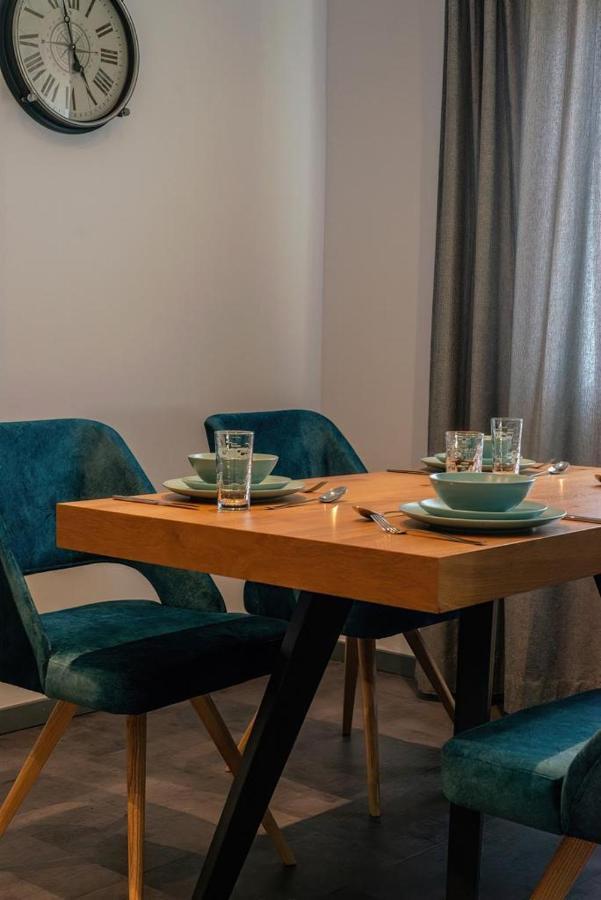 Ioulia'S Apartments ปลาตาเรีย ภายนอก รูปภาพ